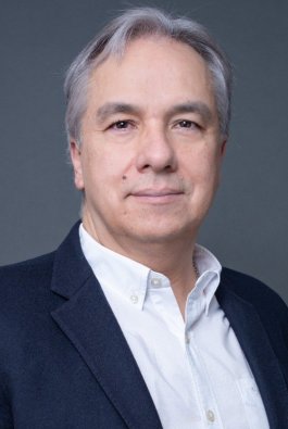 Ernesto Solís