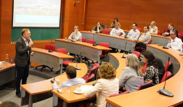 Profesores part-time del ESE se reúnen en una jornada que incluyó premiación y presentación de nuevos proyectos